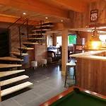 Nouveau M.meta 12 Pers Sauna,jacuzzi,billard *