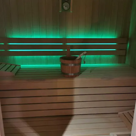 Nouveau M.meta 12 Pers Sauna,jacuzzi,billard *