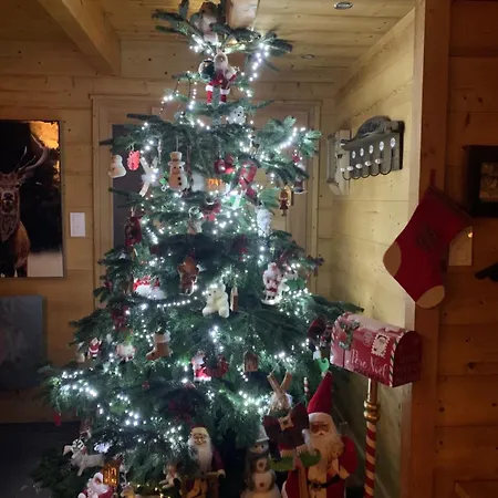 Nouveau M.meta 12 Pers Sauna,jacuzzi,billard *