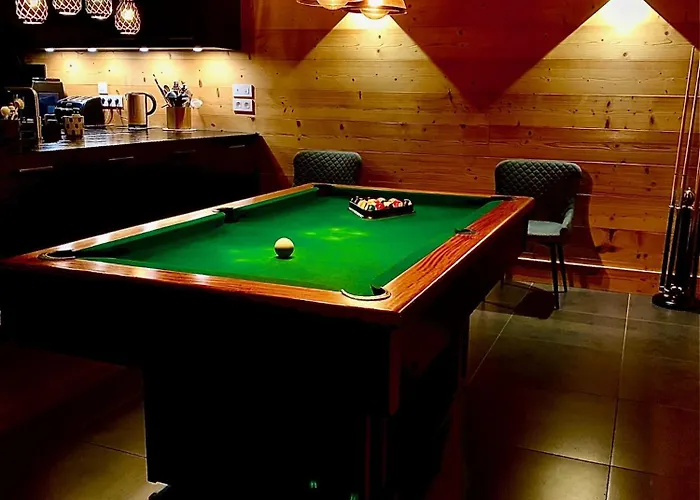 Nouveau M.meta 12 Pers Sauna,jacuzzi,billard Chalet