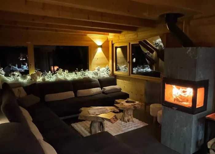 Nouveau M.meta 12 Pers Sauna,jacuzzi,billard בקתה *