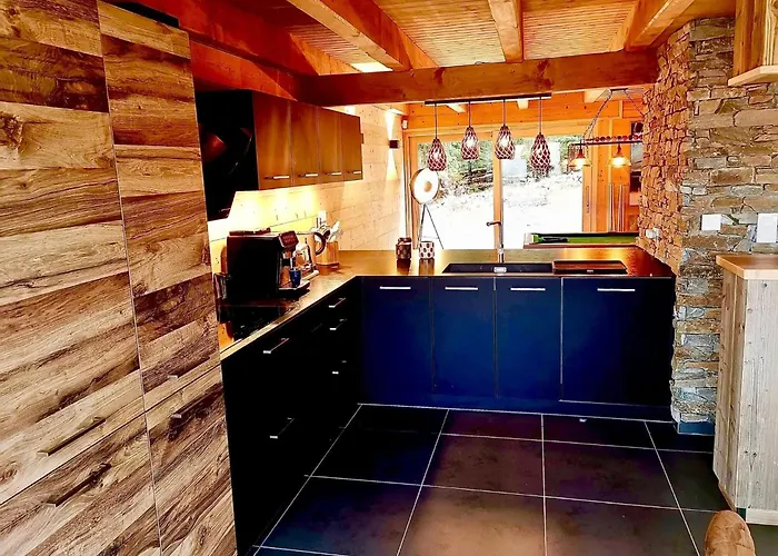 Nouveau M.meta 12 Pers Sauna,jacuzzi,billard *